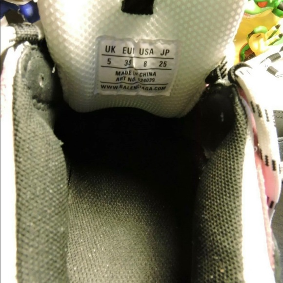 Balenciaga triple s 38 8US - Picture 5 of 8
